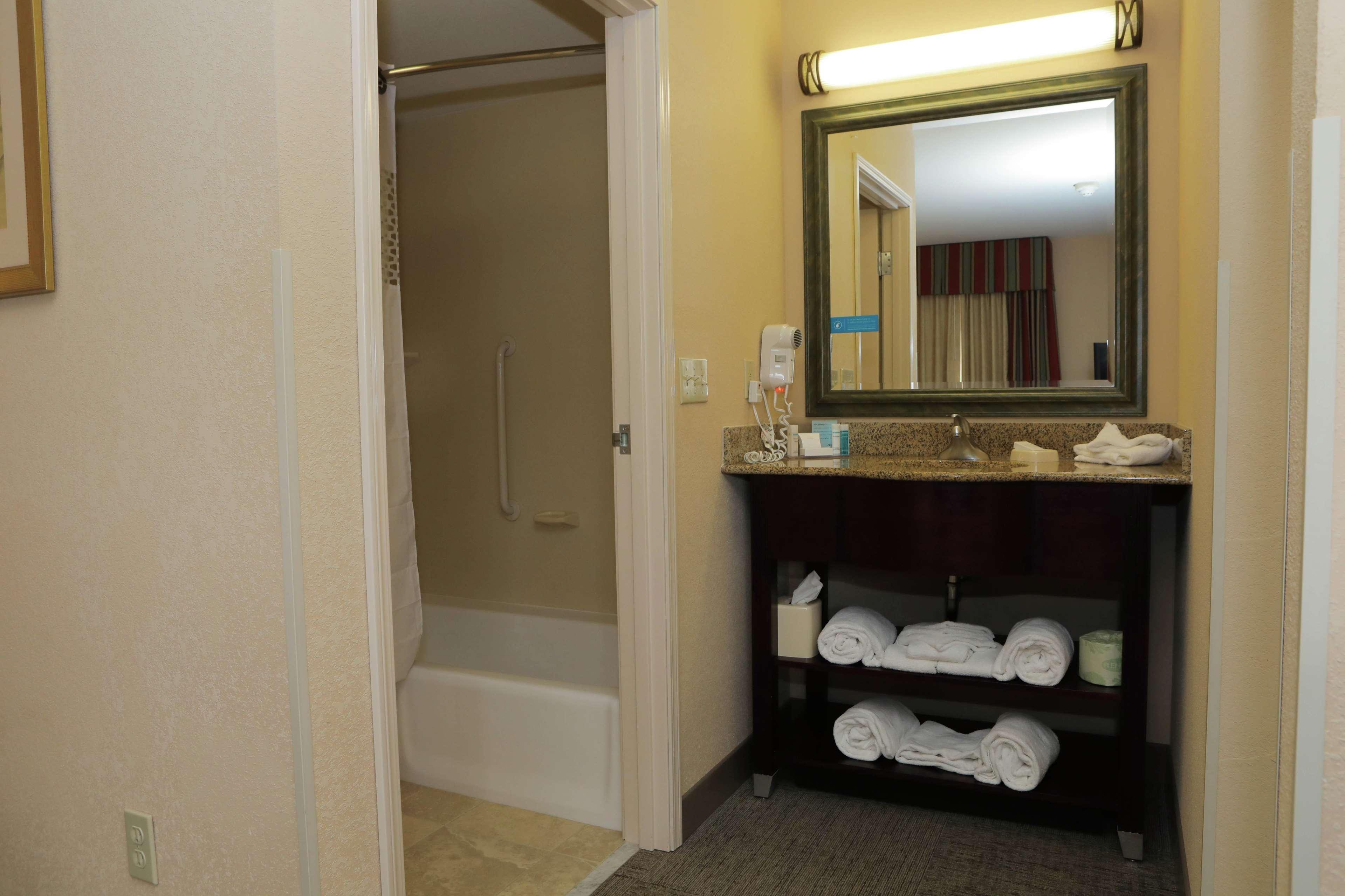 Hampton Inn By Hilton Clinton Bagian luar foto