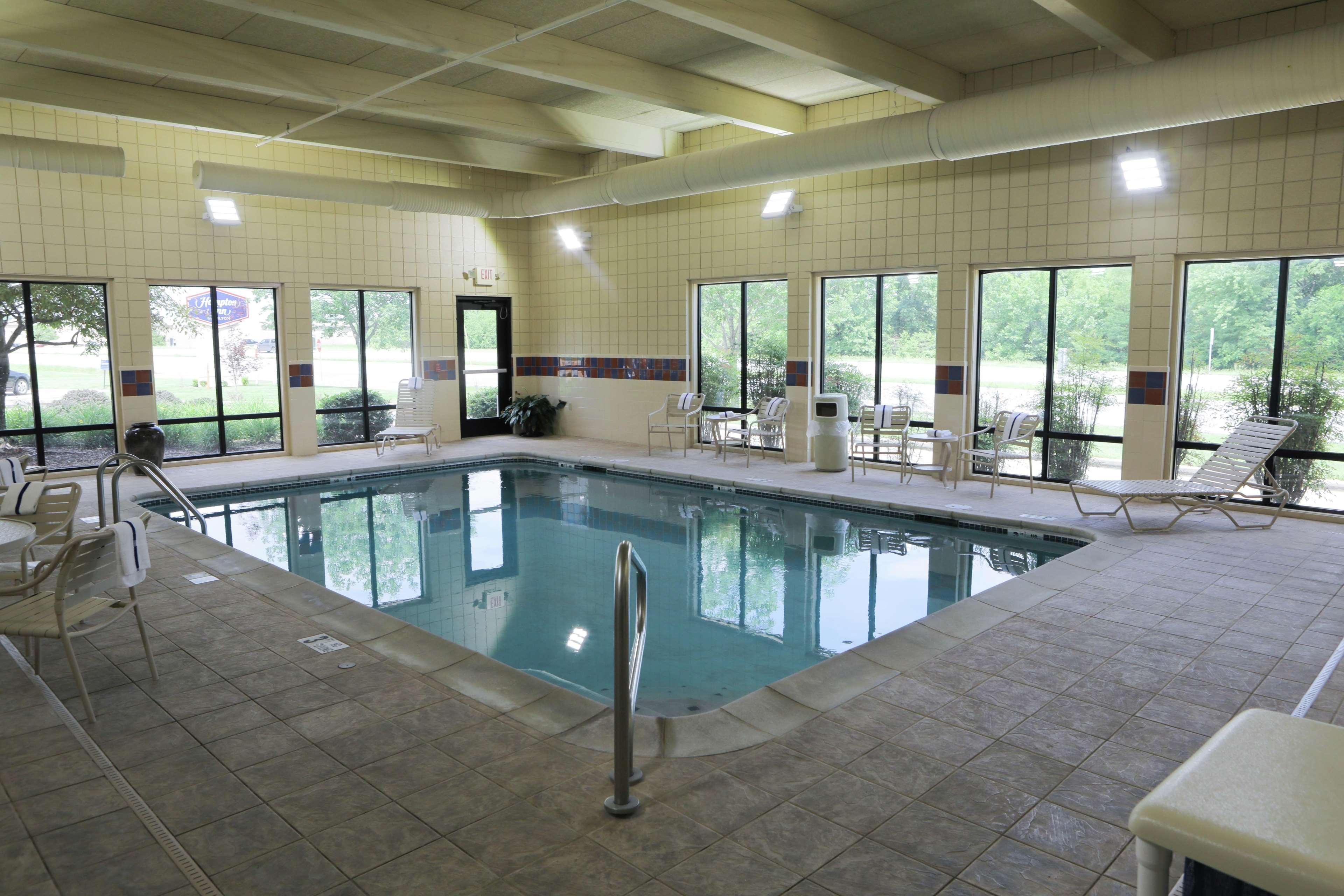 Hampton Inn By Hilton Clinton Bagian luar foto
